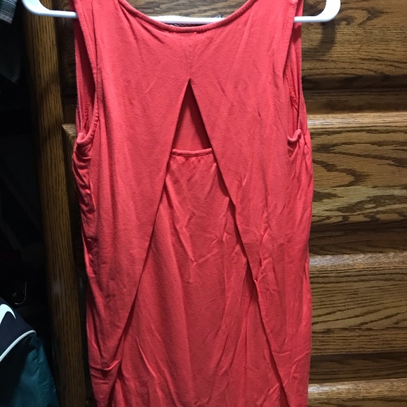 Tank top - Picture 2 of 3